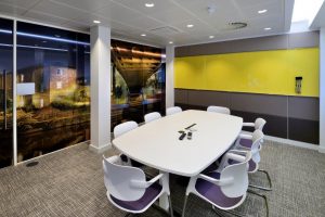 Squiggle Glass - Write for your interior