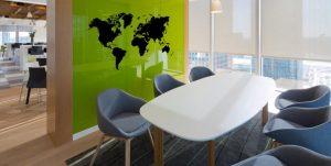 world-map squiggle glass